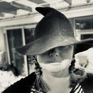 Meet your Posher, Rose